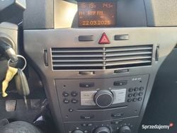 Szary Używany 2006 Opel Astra Kombi | 10 900 zł (Uczciwa cena)