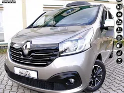 Szary Używany 2015 Renault Trafic Van | 89 900 zł (Dość drogi)
