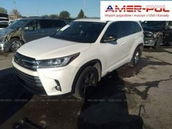 Biały Używany 2017 Toyota Highlander SUV | 98 000 zł