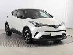 Biały Używany 2017 Toyota C-HR SUV | 86 999 zł (Dość drogi)