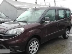 Brązowy (metalik) Używany 2017 Fiat Doblò Minivan | 65 900 zł (Drogi)
