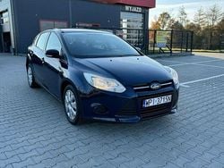 Niebieski ciemny (metalik) Używany 2012 Ford Focus Hatchback | 19 999 zł (Uczciwa cena)