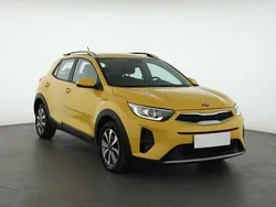 Żółty Używany 2020 Kia Stonic SUV | 55 999 zł (Uczciwa cena)