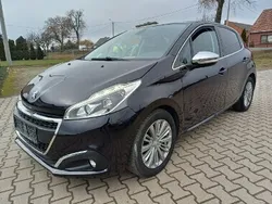 Inny kolor Używany 2017 Peugeot 208 Hatchback | 24 500 zł (Super Cena)