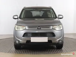 Szary Używany 2014 Mitsubishi Outlander SUV | 41 499 zł (Uczciwa cena)