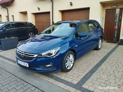 Granatowy Używany 2019 Opel Astra Kombi | 38 500 zł (Uczciwa cena)