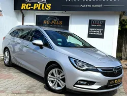 Srebrny (metalik) Używany 2018 Opel Astra Kombi | 41 900 zł (Dość drogi)