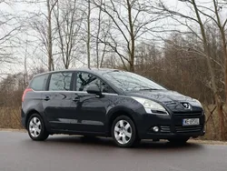 Czarny Używany 2010 Peugeot 5008 Minivan | 5000 zł