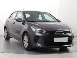 Szary Używany 2017 Kia Rio Hatchback | 38 499 zł (Uczciwa cena)