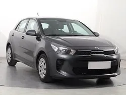 Szary Używany 2017 Kia Rio Hatchback | 38 499 zł (Uczciwa cena)