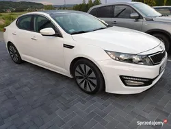 Biały Używany 2012 Kia Optima Sedan/Limuzyna | 34 900 zł (Uczciwa cena)