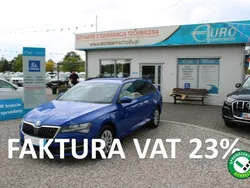 Niebieski Używany 2022 Skoda Superb Kombi | 60 081 zł