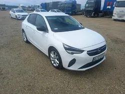 Biały Używany 2022 Opel Corsa Hatchback | 41 697 zł (Dobra cena)