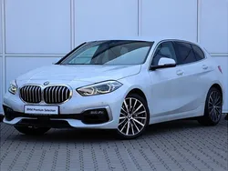 Mineral white metallic metalizowany Używany 2020 BMW 118 Comfort Edition Hatchback | 99 900 zł
