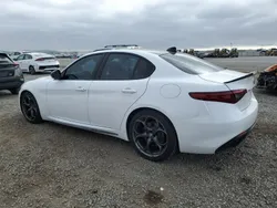 Czerwony Używany 2018 Alfa Romeo Giulia Sedan/Limuzyna | 49 070 zł