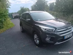 Szary Używany 2017 Ford Kuga SUV | 55 000 zł (Dobra cena)