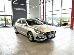 Srebrny Używany 2022 Hyundai i30 Classic Kombi | 59 500 zł (Uczciwa cena)