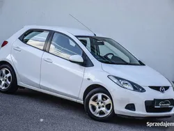 Biały Używany 2009 Mazda 2 Exclusive Hatchback | 14 350 zł