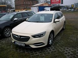 Beżowy Używany 2018 Opel Insignia Kombi | 33 200 zł (Dobra cena)