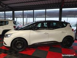 Biały Używany 2018 Renault Scénic Minivan | 49 900 zł