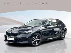 Czarny carbon m metalizowany Używany 2024 BMW 530e Comfort Edition Kombi | 335 900 zł (Drogi)