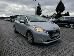 Srebrny Używany 2015 Peugeot 208 Hatchback | 15 900 zł