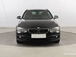 Czarny Używany 2017 BMW 320 Kombi | 40 999 zł (Super Cena)