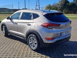 Złoty Używany 2017 Hyundai Tucson SUV | 62 000 zł (Dobra cena)