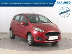 Czerwony Używany 2017 Ford Fiesta Hatchback | 31 999 zł (Uczciwa cena)