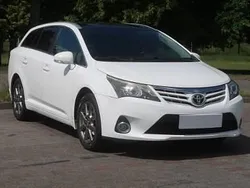 Biały Używany 2012 Toyota Avensis Kombi | 26 999 zł (Dobra cena)