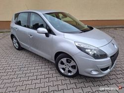 Srebrny Używany 2011 Renault Scénic III Minivan | 19 900 zł (Dość drogi)