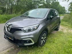 Szary (metalik) Używany 2017 Renault Captur SUV | 35 500 zł (Dobra cena)