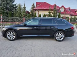 Czarny Używany 2016 Skoda Superb Kombi | 60 000 zł (Uczciwa cena)
