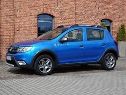 Niebieski Używany 2016 Dacia Sandero Stepway Hatchback | 31 900 zł