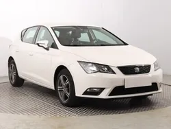 Biały Używany 2015 Seat Leon Hatchback | 27 999 zł (Uczciwa cena)