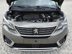 Szary Używany 2018 Peugeot 5008 Minivan | 61 377 zł (Uczciwa cena)