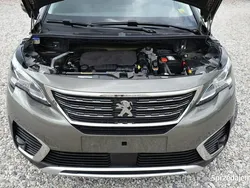 Szary Używany 2018 Peugeot 5008 Minivan | 61 377 zł (Dość drogi)