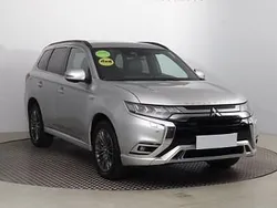 Szary Używany 2019 Mitsubishi Outlander SUV | 89 999 zł (Dość drogi)