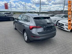 Szary Używany 2024 Skoda Scala Hatchback | 45 900 zł
