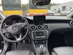 Czarny Używany 2017 Mercedes A180 AMG line Hatchback | 48 000 zł (Uczciwa cena)