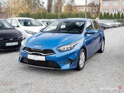Niebieski (metalik) Używany 2023 Kia Ceed Hatchback | 77 710 zł (Uczciwa cena)