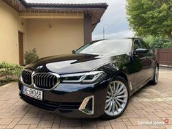 Czarny Używany 2022 BMW 520 Luxury Line Sedan/Limuzyna | 179 900 zł (Drogi)