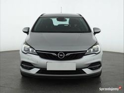 Srebrny Używany 2019 Opel Astra Kombi | 36 999 zł (Uczciwa cena)