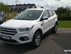 Biały Używany 2018 Ford Kuga SUV | 65 000 zł (Uczciwa cena)