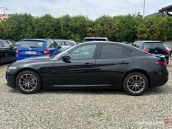 Czarny Używany 2019 Alfa Romeo Giulia Sedan/Limuzyna | 90 990 zł (Dobra cena)
