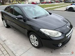 Czarny Używany 2011 Renault Fluence Sedan/Limuzyna | 20 000 zł