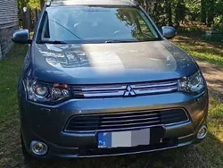 Inny kolor Używany 2013 Mitsubishi Outlander SUV | 44 500 zł