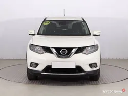 Biały Używany 2017 Nissan X-Trail SUV | 62 999 zł (Uczciwa cena)