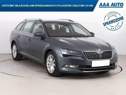 Szary Używany 2018 Skoda Superb | 77 499 zł (Uczciwa cena)