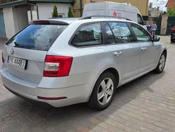 Srebrny Używany 2015 Skoda Octavia Kombi | 19 900 zł (Dość drogi)